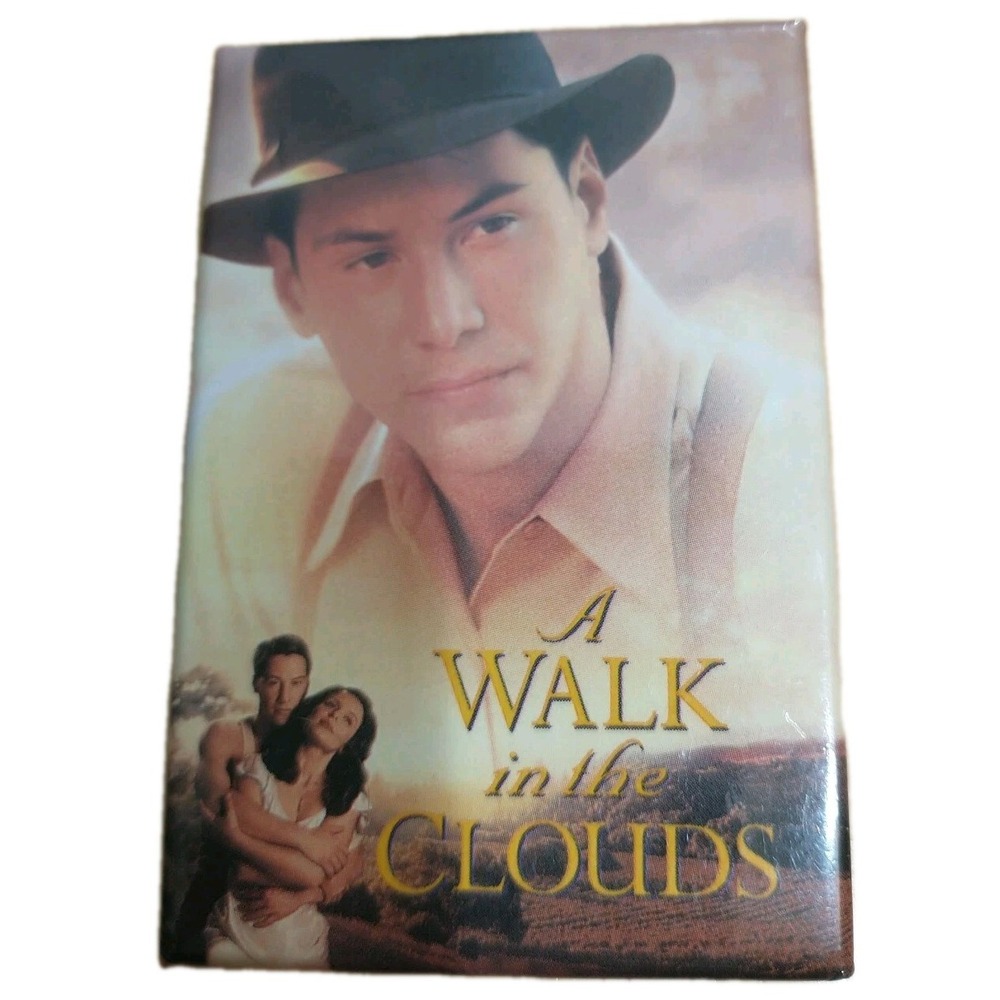 1995 A Walk In The Clouds Movie Promo Badge Button Pinback Keanu Reeves Original